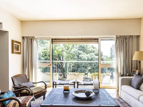 Av. del Libertador 2000, Piso 4