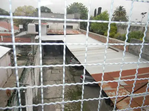 Edificio - Venta - Argentina, Quilmes - Chacabuco 600