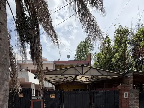 Casa en venta en Villa Luzuriaga