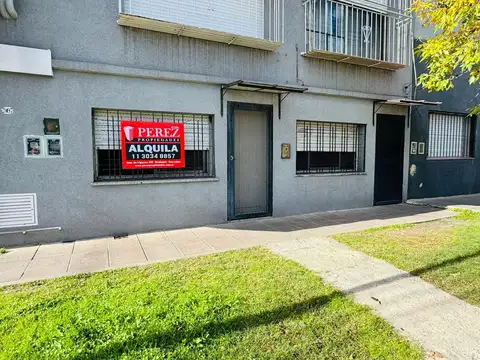 Departamento de 2 Ambientes en planta baja