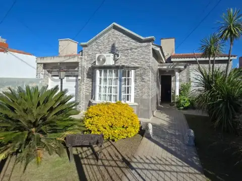CASA EN MONTE CRISTO - B° PARQUE NORTE