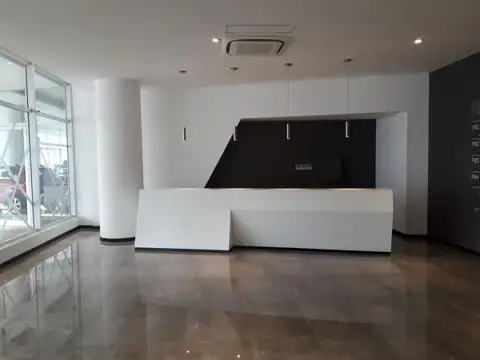 Oficina en Venta con 2 cocheras