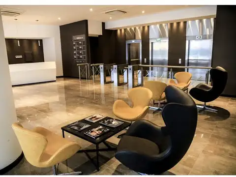 Av. C. Carballo 183 , Piso 3