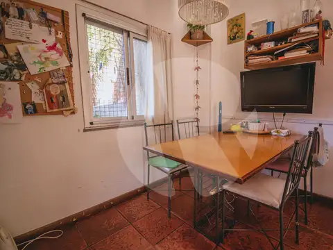 VENTA - DUPLEX 4 AMBIENTES   DEPENDENCIA Y ALTILLO - FLORIDA