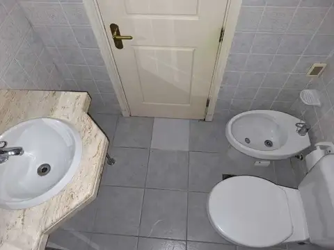 APTO 1D EN TRES CRUCES, PORTERÍA 24 HS Y BARBACOA