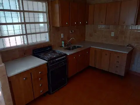 Departamento en Alquiler en Haedo, $ 850.000