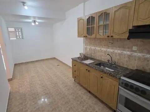 DEPARTAMENTO 2 AMB CON BALCON 60M2 A 400M EST V BOSCHH