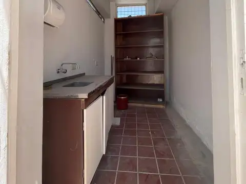 REMAX VENDE CASA EN ZONA DE TRIBUNALES MENDOZA