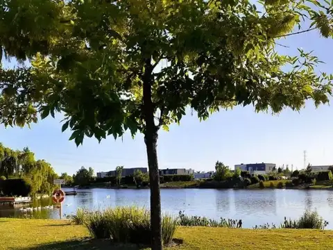 Terreno en Venta de 1018,0 m2