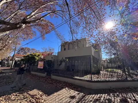 WASHINGTON AL 500 ALQUILER CASA VIVIENDA O COMERCIAL 3 DORMITORIOS EN ROSARIO BARRIO ALBERDI