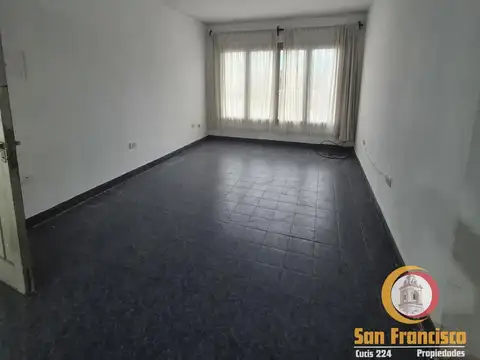 Casa en Venta en Barrio Universitario, USD 93.000