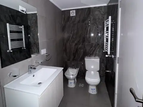 3 DE FEBRERO Y CORRIENTES: 1 DORMITORIO - EDIFICIO STANZA