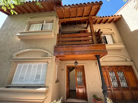 OPENHOUSE vende fabulosa casa en la 5ta Sección