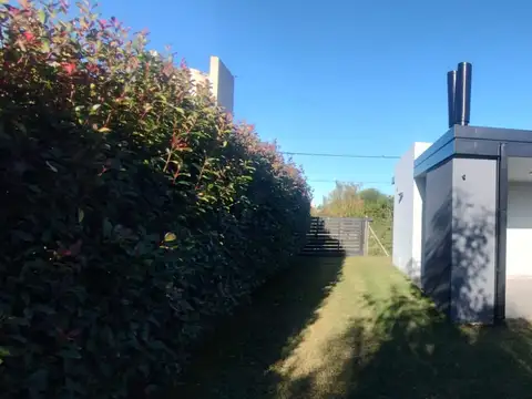 Casa 5 ambientes con 1 baño