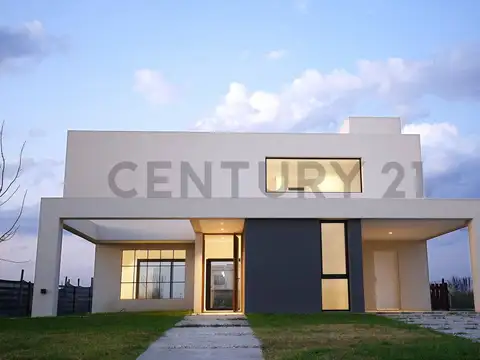 Casa en venta en Hudson Magallanes a la laguna con 3 dormitorios