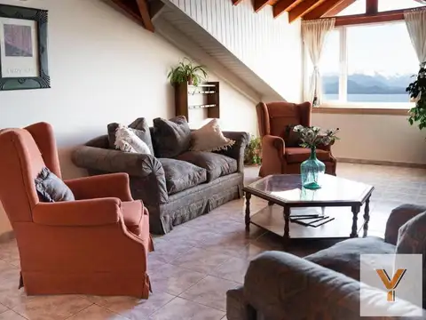Departamento en venta - 3 Dormitorios 2 Baños - Cochera - 113Mts2 - Bariloche