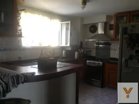 Departamento en Venta con 2 cocheras