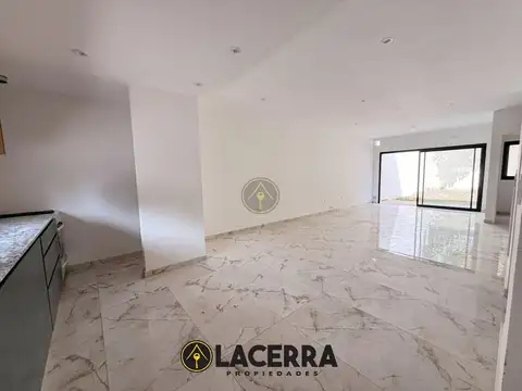 GRAN OPORTUNIDAD Duplex 4 ambientes con jardín y cochera en Villa Ballester A ESTRENAR