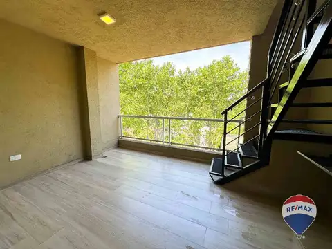 Departamento en Venta con 2 cocheras