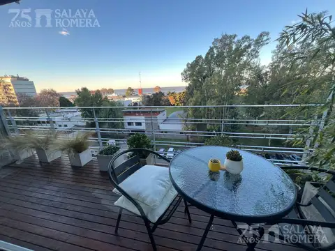 Departamento en alquiler  3 ambientes Vista al rio - Olivos - cochera