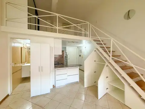 Departamento en Alquiler en Parque Chacabuco, $ 650.000