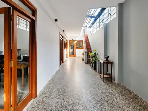 Basilio Hall 4100