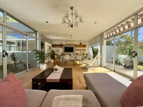 Casa en Venta en City Bell, USD 220.000