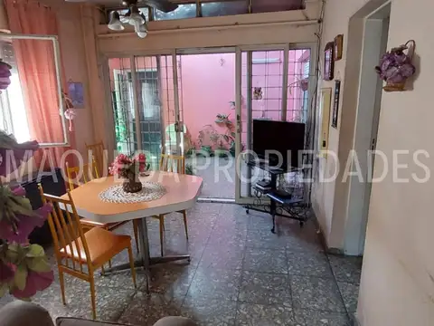 Depto Tipo Casa en Venta en Parque Avellaneda, USD 149.000