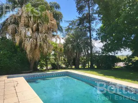 Quinta en Venta con 1 cochera