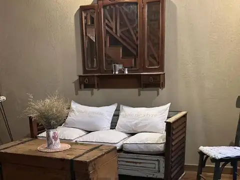 Venta casa Villa Udaondo 4 ambientes