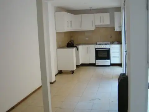 Departamento Pasillo - San Juan y Av. Francia