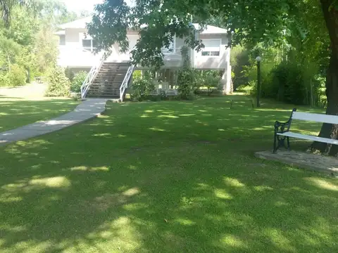 Rio o Arroyo Sarmiento Yakamoz 100