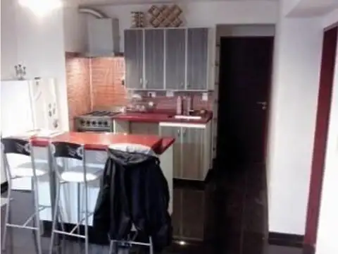 Pres Jose E Uriburu 700