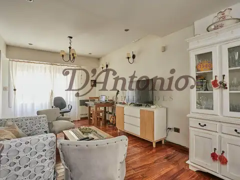 Depto Tipo Casa en Venta en Belgrano R, USD 248.000