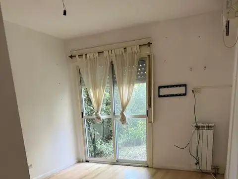 ALQUILER HERMOSO DEPTO. 2 AMBIENTES EN PLANTA BAJA CON JARDIN - TALAR DE MARTINEZ