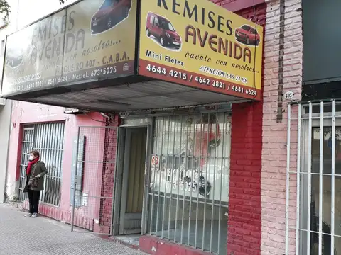 Alquiler  local en Versalles.