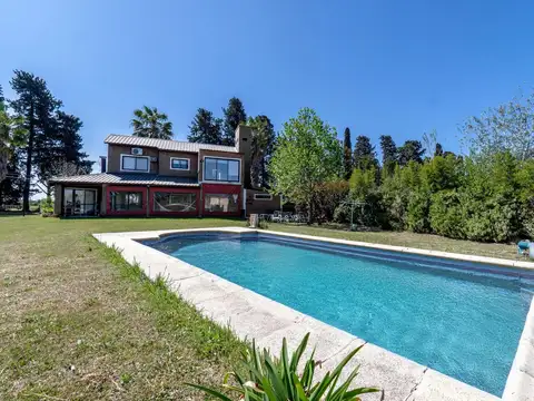 VENTA - Casa - 2 dormitorios - Jardín con pileta - Solares del Carcarañá, Oliveros