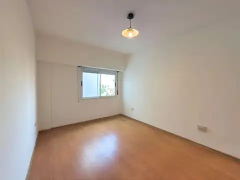 Departamento de 2 ambientes con vestidor