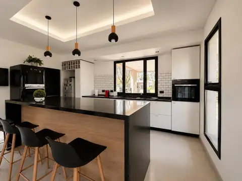 Casa en Alquiler en Haras San Pablo, USD 1.900