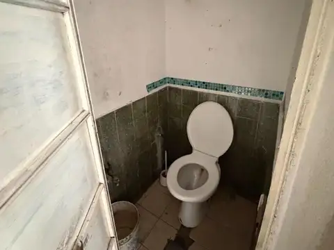 Local en Alquiler en Villa del Parque, $ 500.000