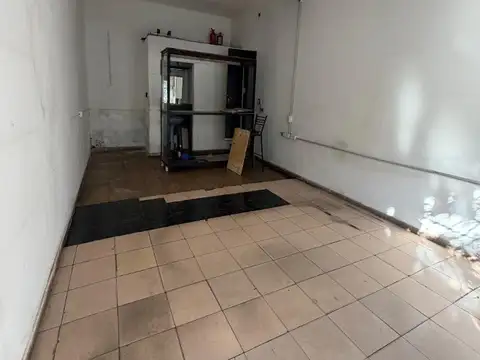 Local en Alquiler en Villa del Parque, $ 500.000