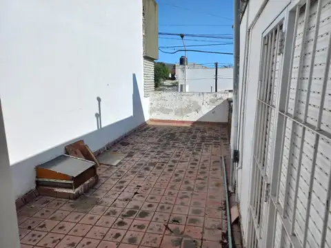 Depto Tipo Casa en Venta 46 años