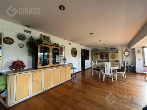 Departamento 5 ambientes con 3 baños