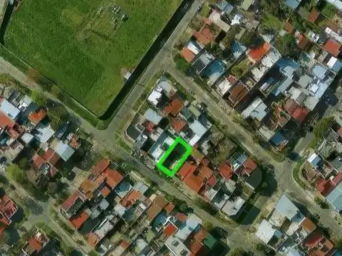 Campichuelo e/ Florencio Varela y Vélez Sarsfield