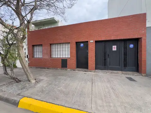 VENTA CASA 4 AMBIENTES COCHERA VILLA SANTA RITA
