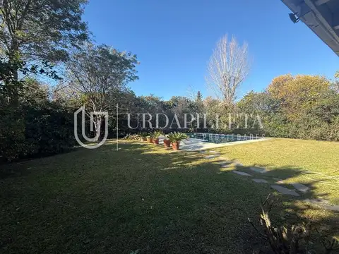 Casa en Alquiler al Este