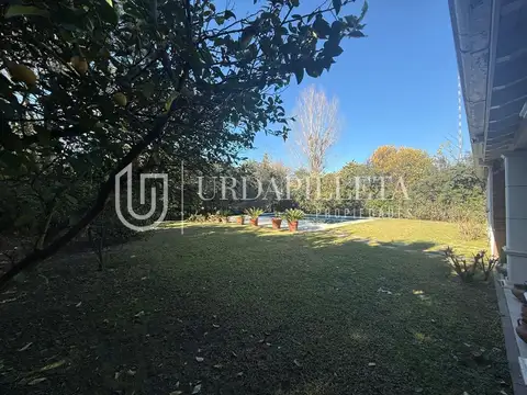 Casa 6 ambientes con 4 baños