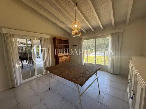 Casa en Alquiler en La Lomada De Pilar, USD 1.800