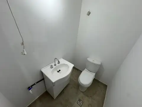 Presidente Rivadavia 100