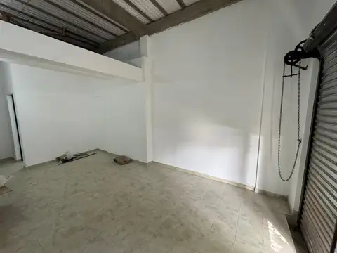 Presidente Rivadavia 100